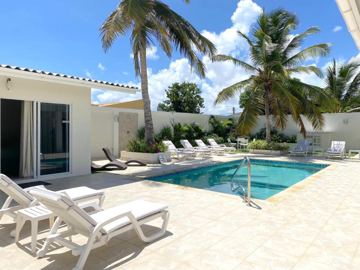 Yoyita Suites Aruba Villa Palm Beach Exterior foto