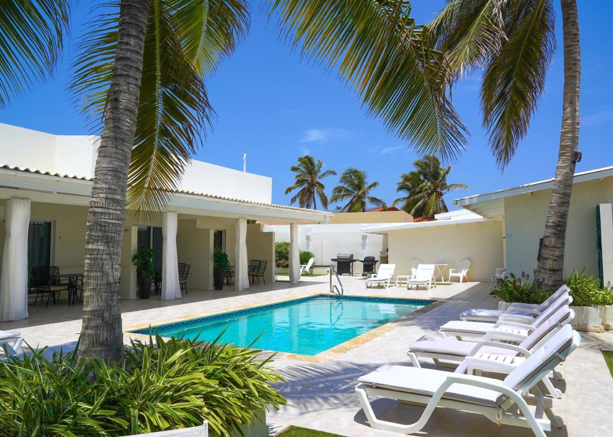 Yoyita Suites Aruba Villa Palm Beach Exterior foto